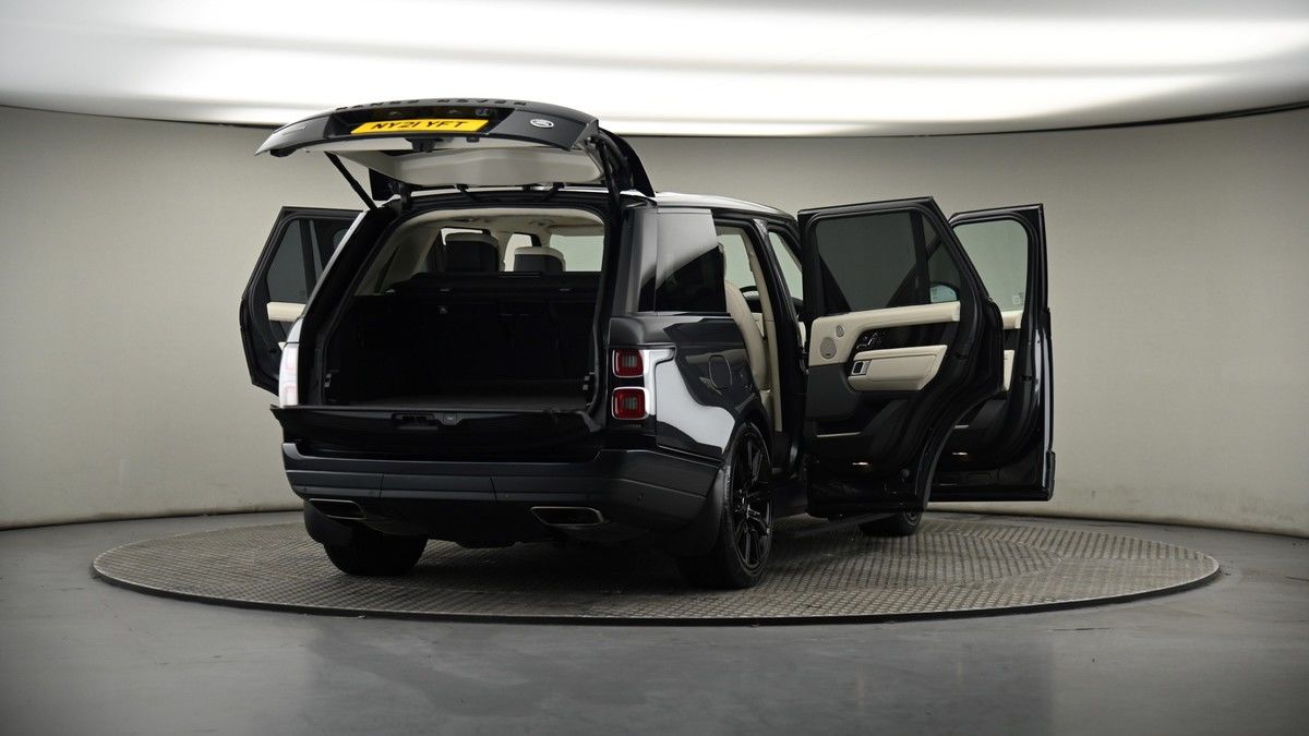 More views of Land Rover Range Rover