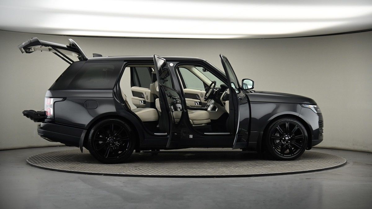 More views of Land Rover Range Rover