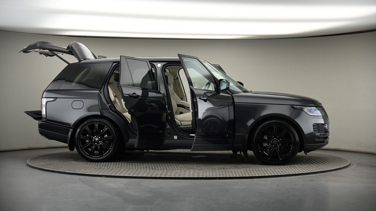 More views of Land Rover Range Rover
