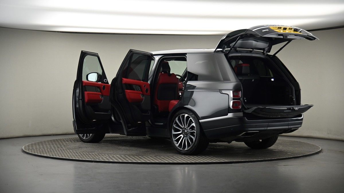 More views of Land Rover Range Rover