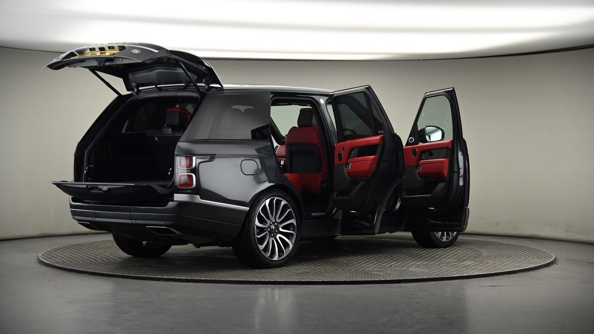 More views of Land Rover Range Rover