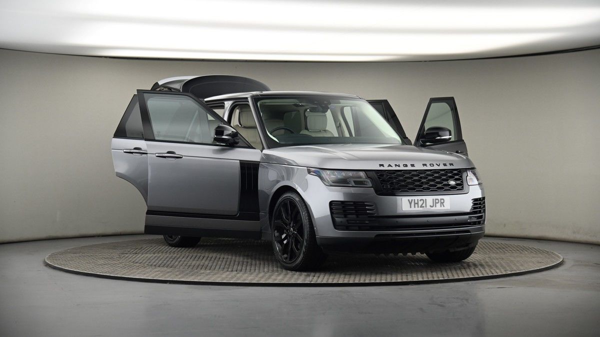 More views of Land Rover Range Rover