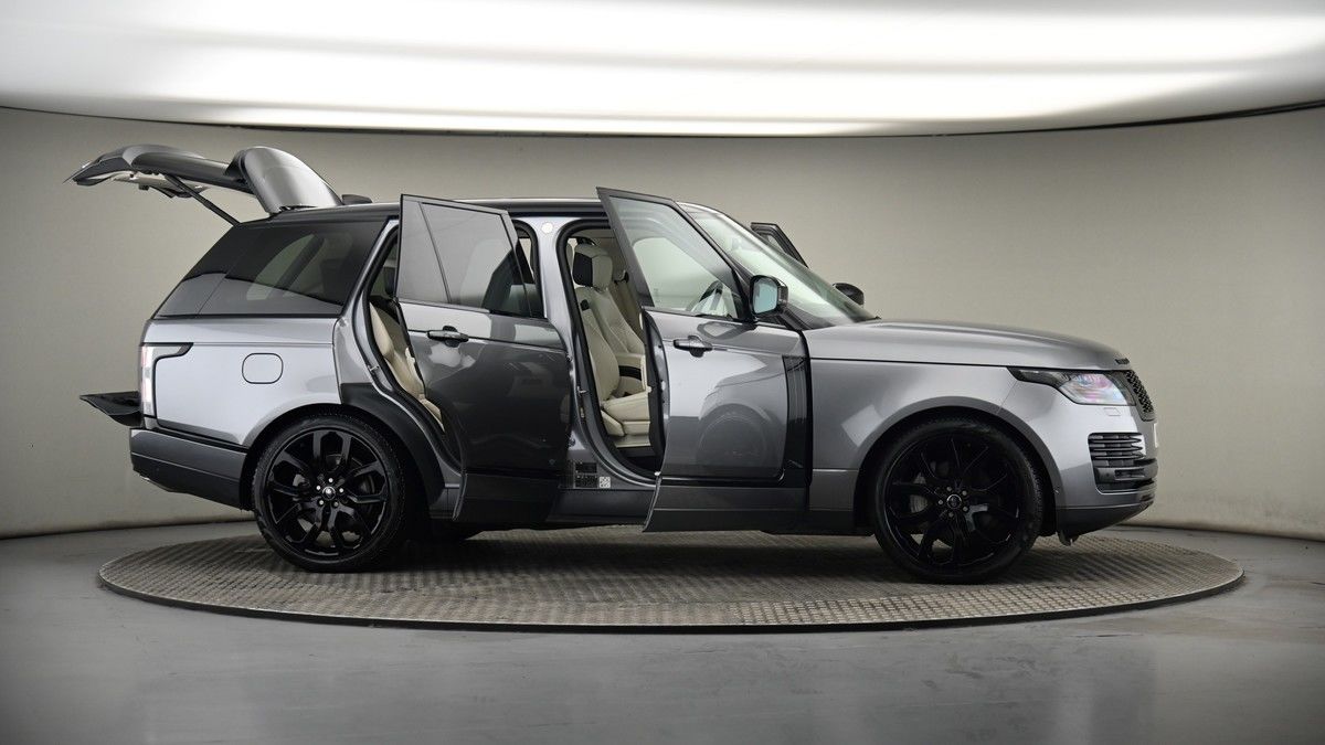 More views of Land Rover Range Rover