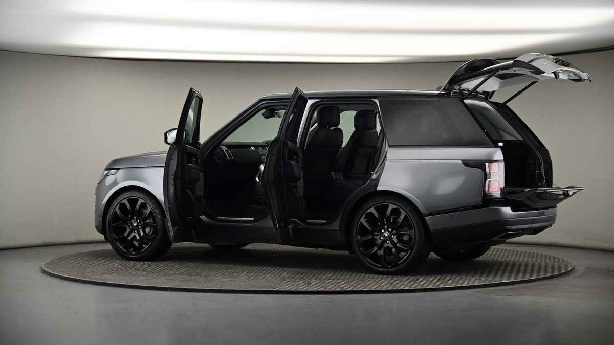 More views of Land Rover Range Rover