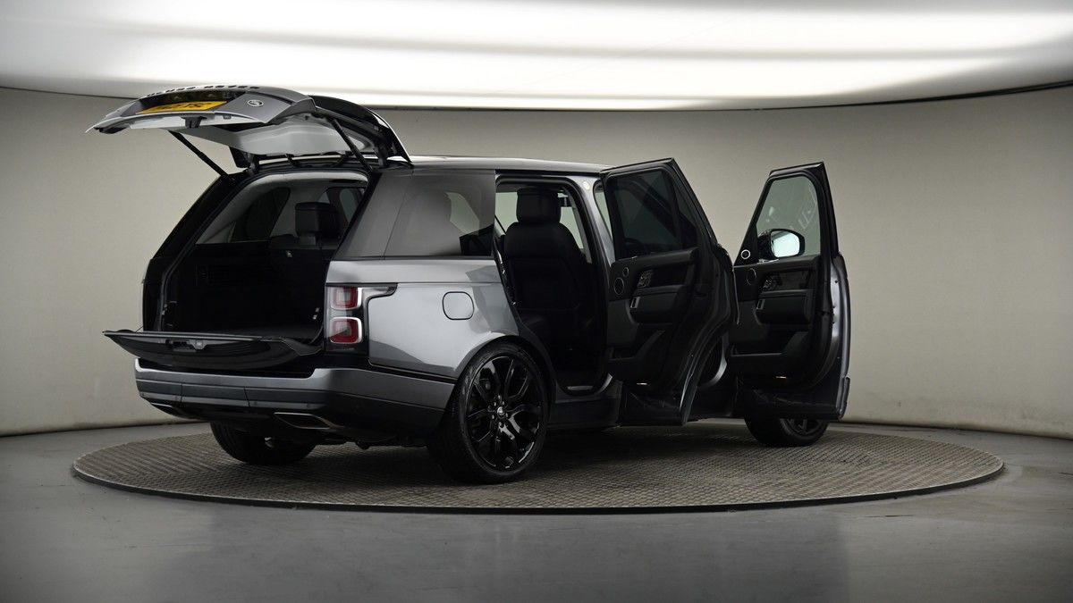 More views of Land Rover Range Rover