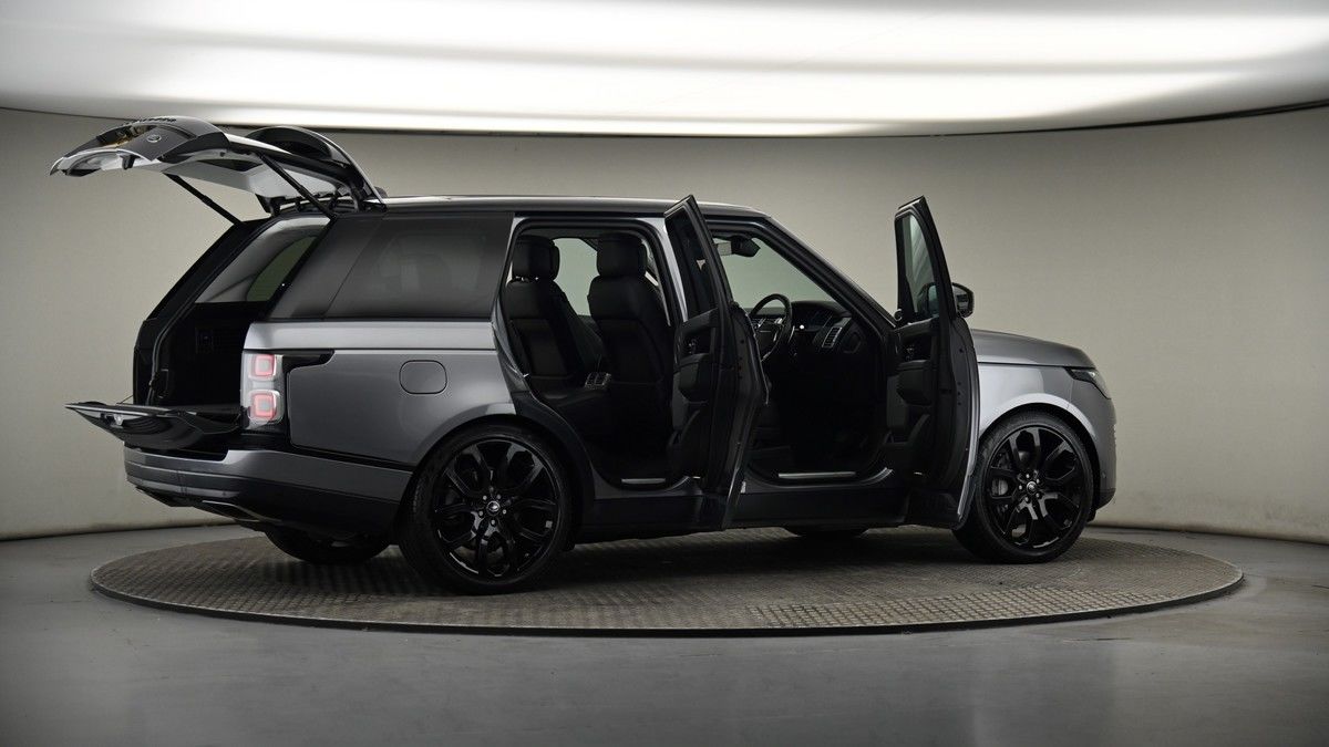 More views of Land Rover Range Rover