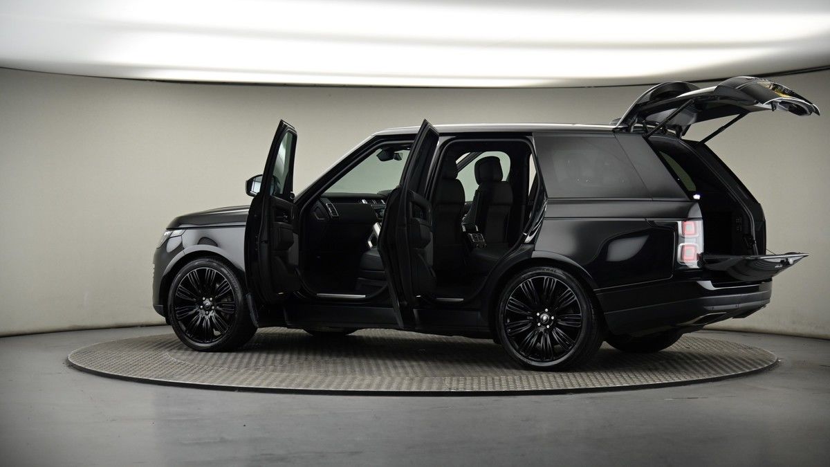 More views of Land Rover Range Rover