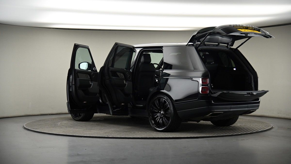 More views of Land Rover Range Rover