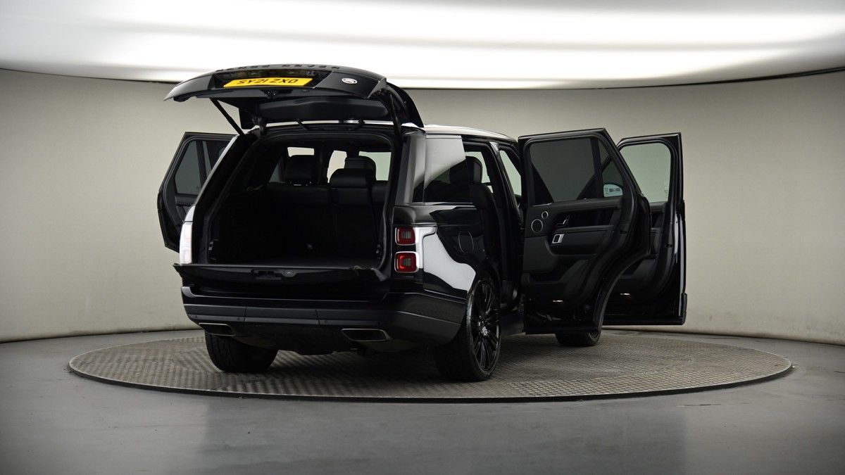 More views of Land Rover Range Rover