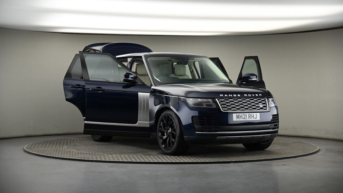 More views of Land Rover Range Rover