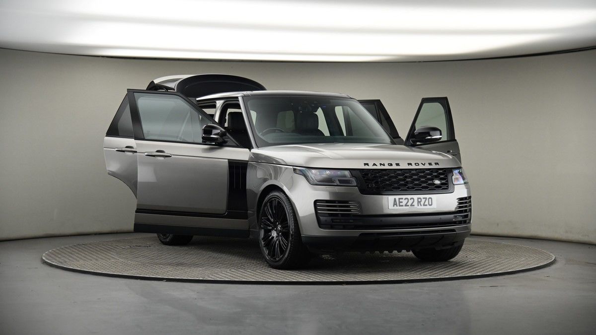 More views of Land Rover Range Rover