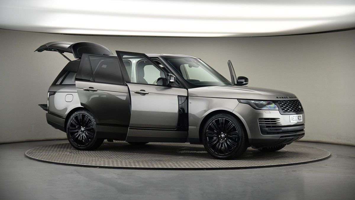 More views of Land Rover Range Rover
