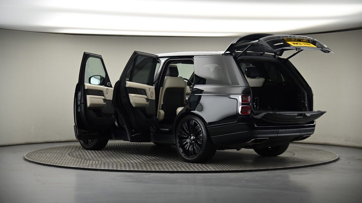 More views of Land Rover Range Rover