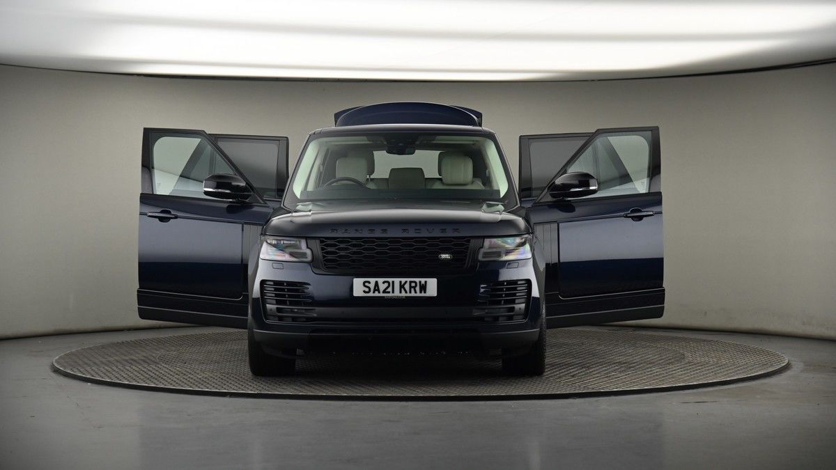 More views of Land Rover Range Rover