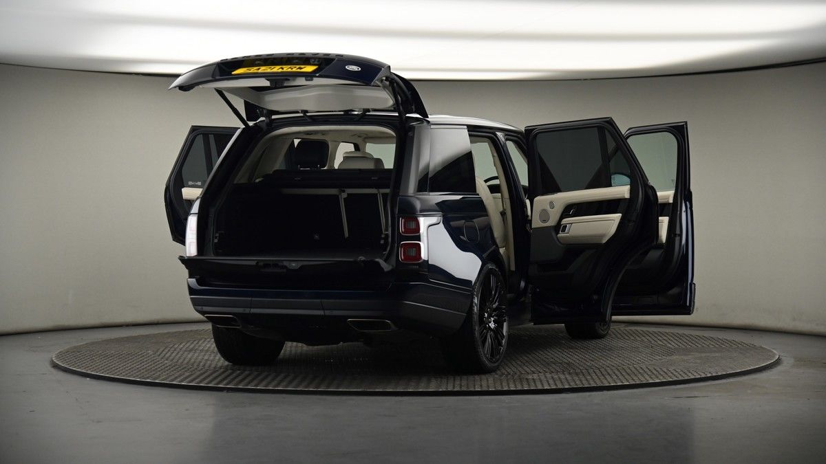 More views of Land Rover Range Rover