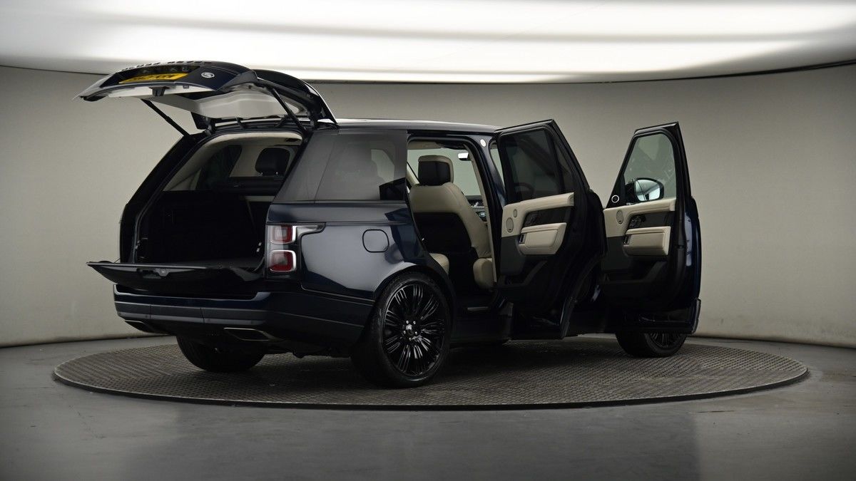 More views of Land Rover Range Rover