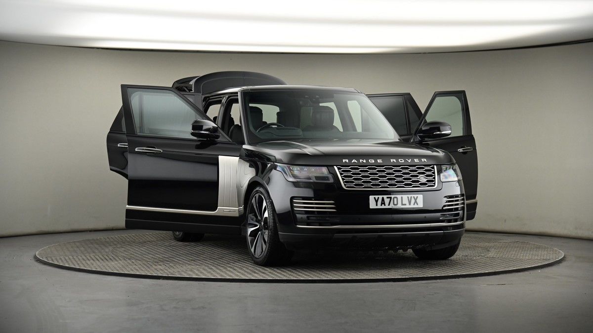 More views of Land Rover Range Rover