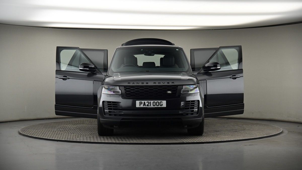More views of Land Rover Range Rover