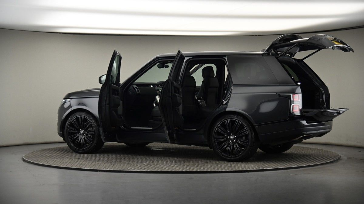 More views of Land Rover Range Rover