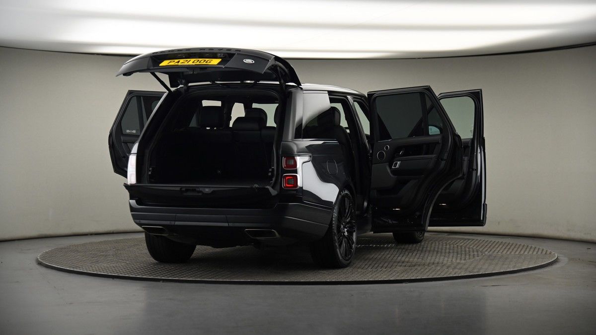More views of Land Rover Range Rover