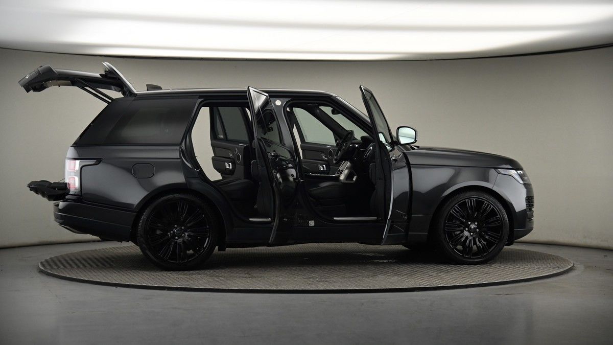 More views of Land Rover Range Rover