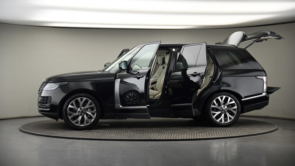 More views of Land Rover Range Rover