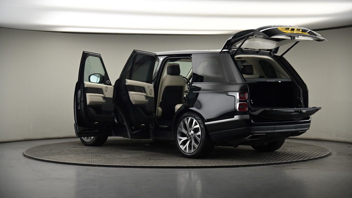 More views of Land Rover Range Rover