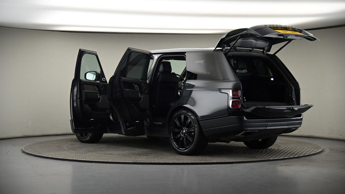 More views of Land Rover Range Rover