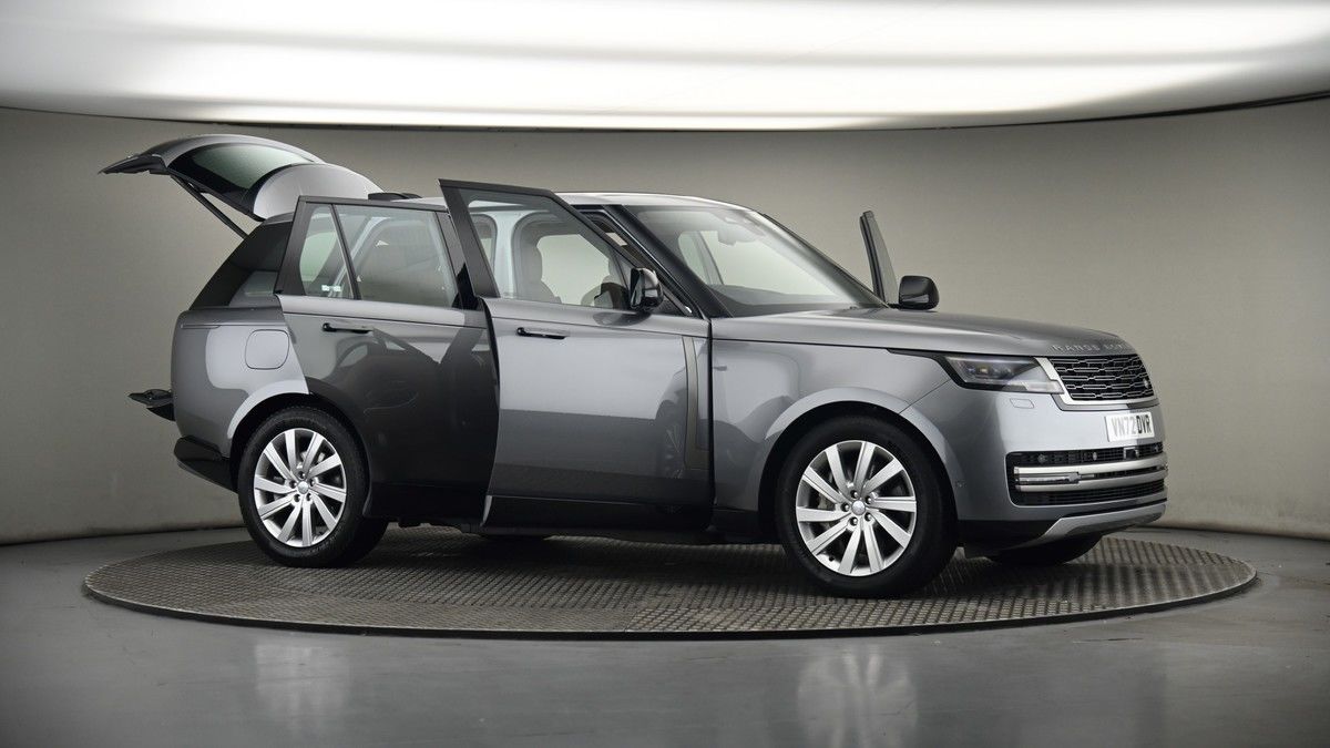 More views of Land Rover Range Rover