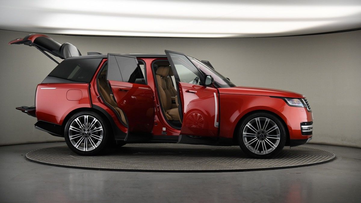More views of Land Rover Range Rover