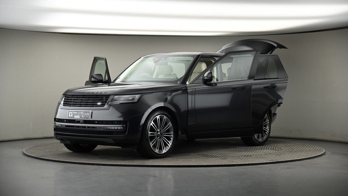 More views of Land Rover Range Rover