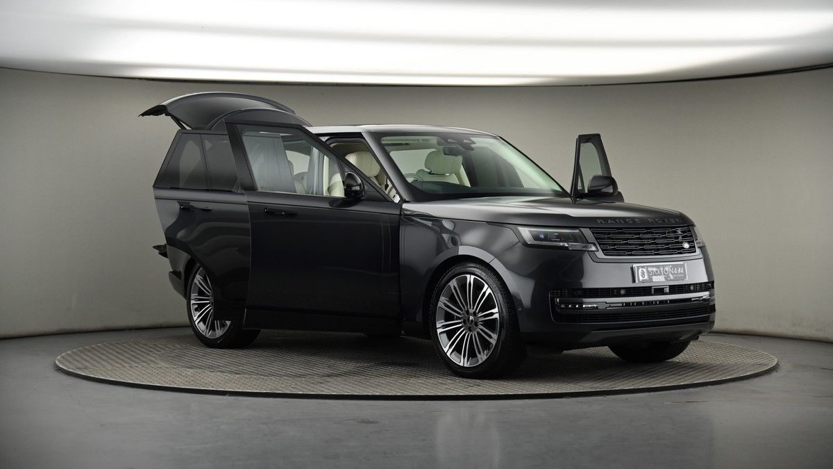More views of Land Rover Range Rover