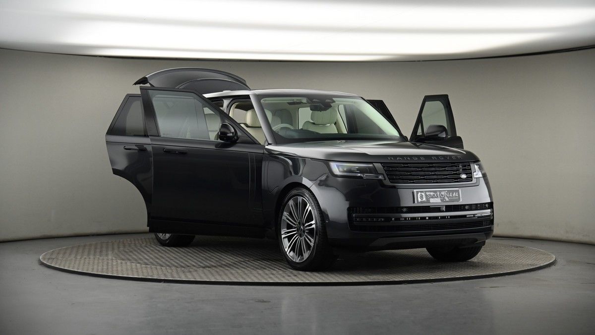 More views of Land Rover Range Rover