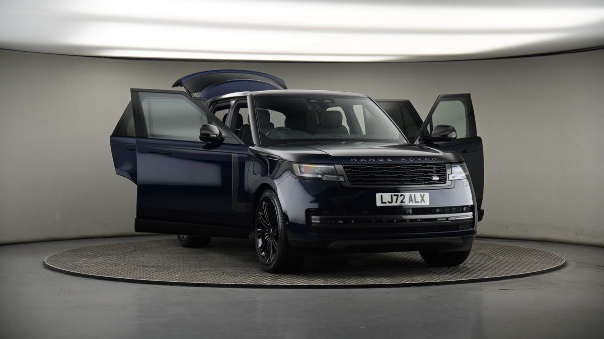 More views of Land Rover Range Rover
