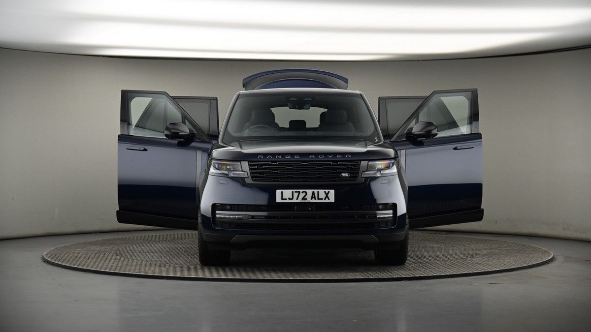 More views of Land Rover Range Rover