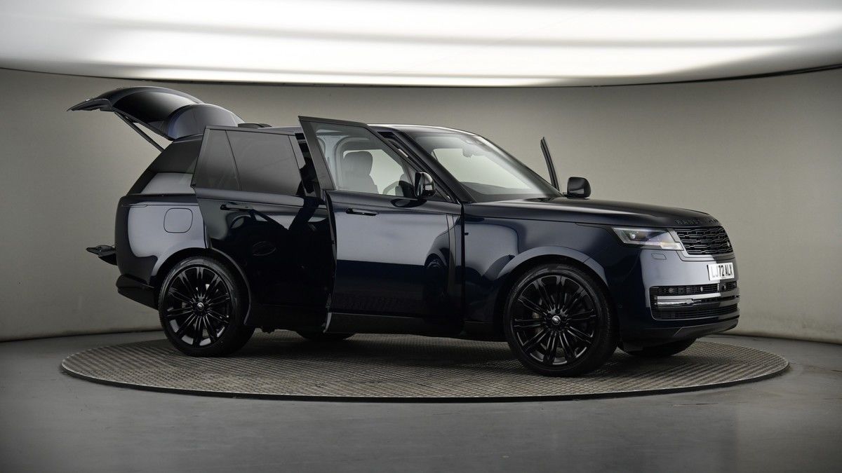 More views of Land Rover Range Rover