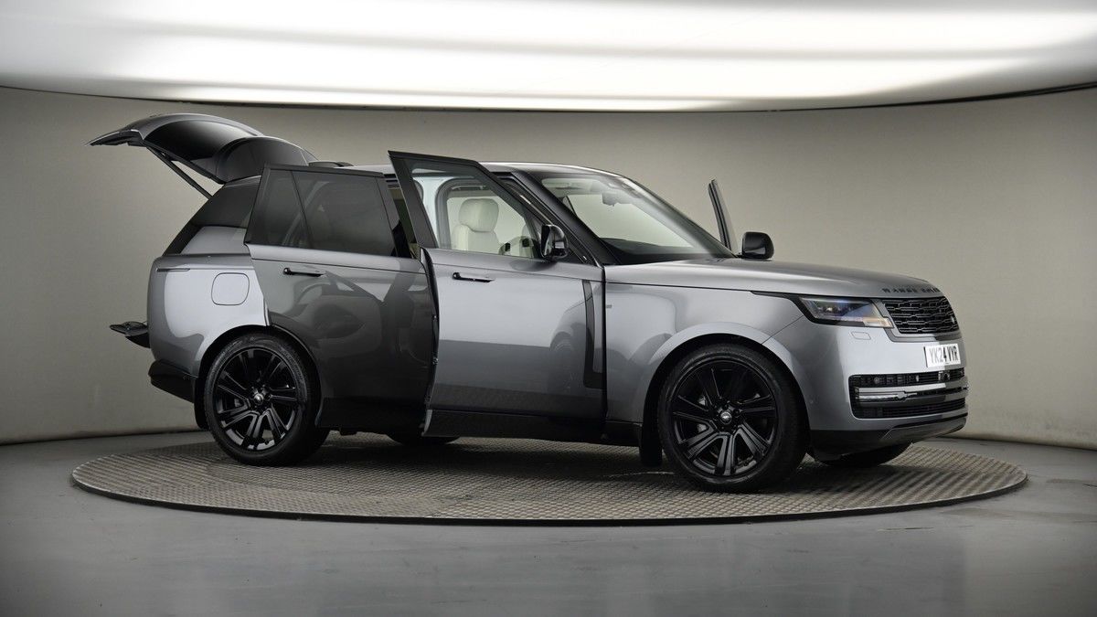 More views of Land Rover Range Rover
