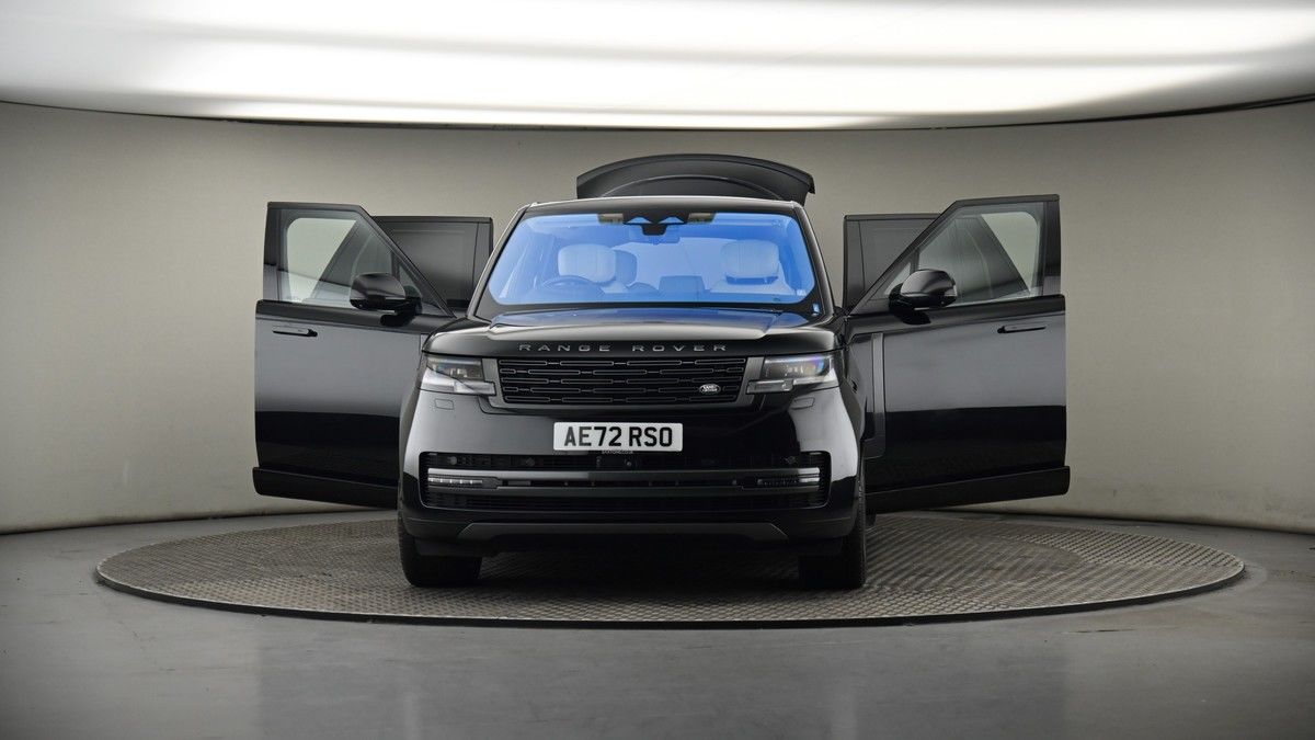 More views of Land Rover Range Rover