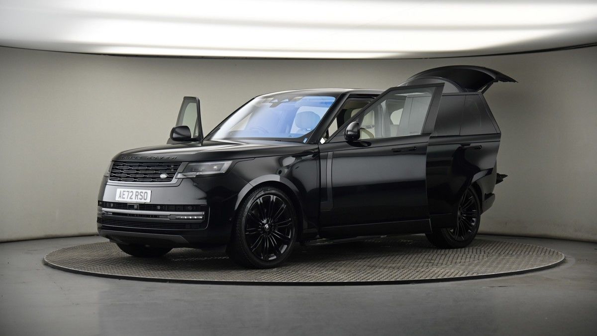 More views of Land Rover Range Rover