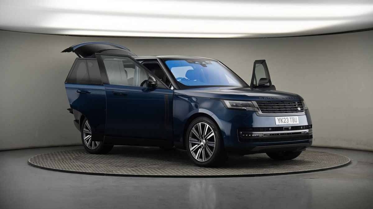 More views of Land Rover Range Rover