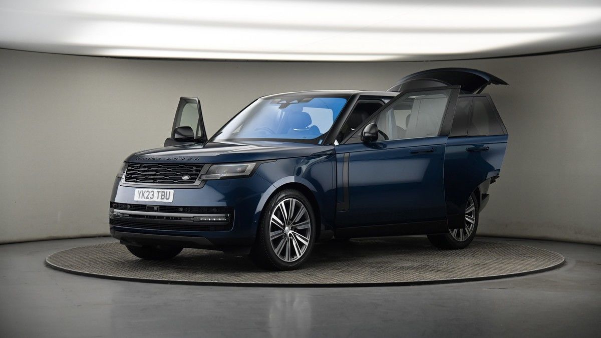 More views of Land Rover Range Rover
