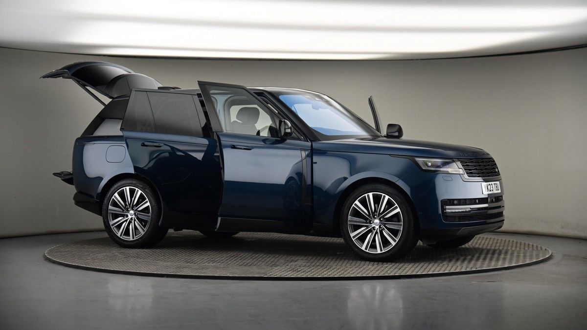 More views of Land Rover Range Rover