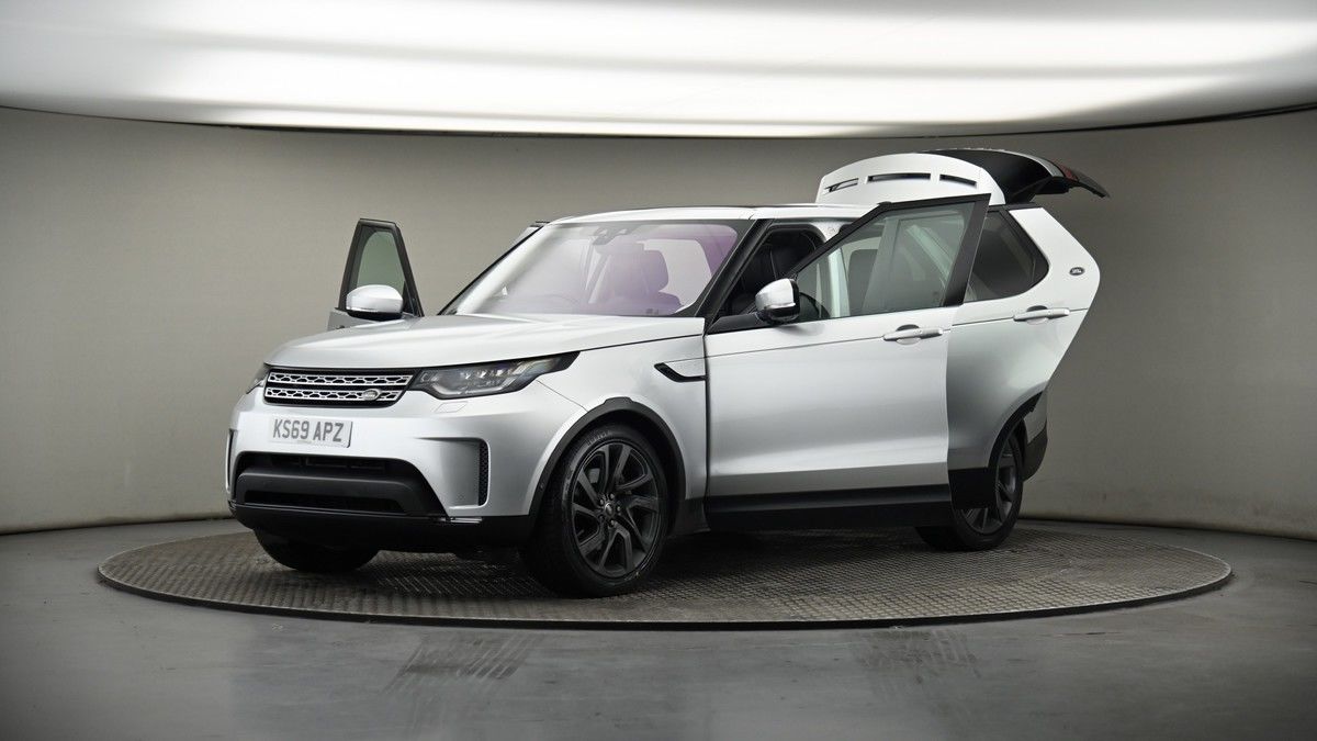 More views of Land Rover Discovery