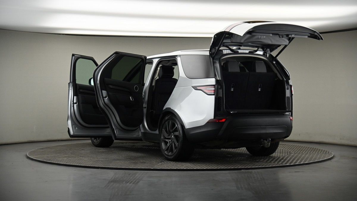 Land Rover Discovery Image 8
