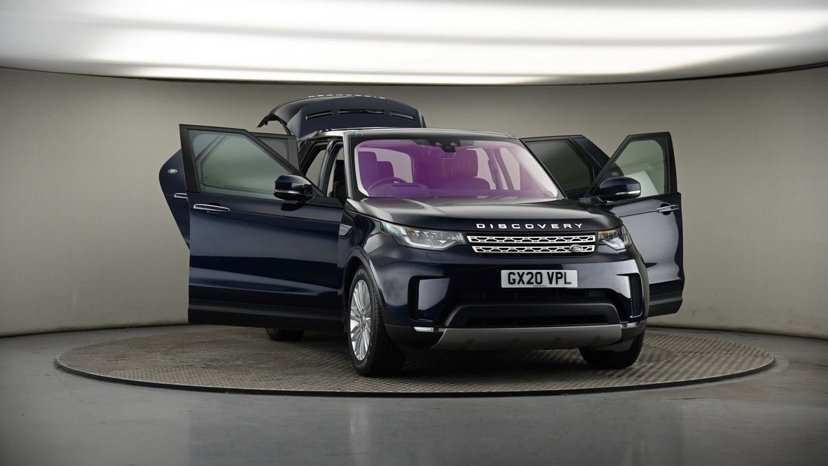 More views of Land Rover Discovery