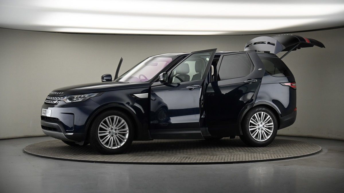 More views of Land Rover Discovery