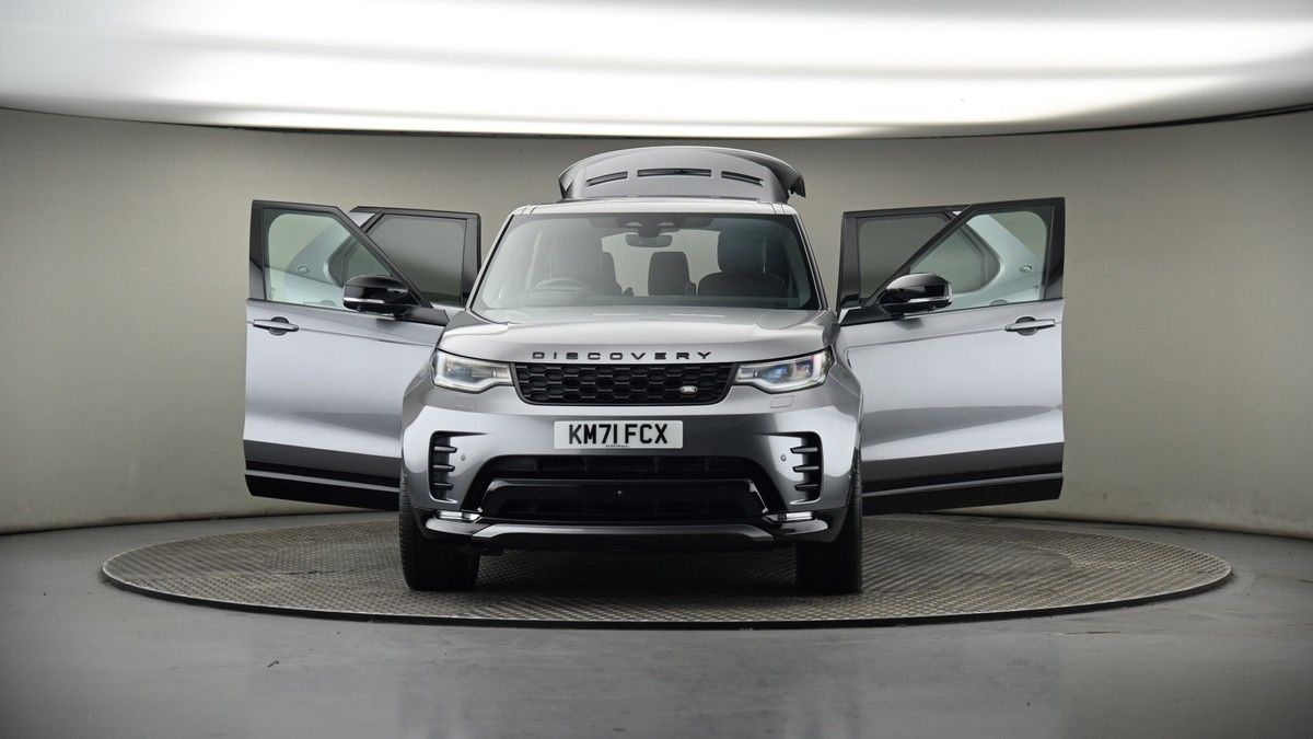 More views of Land Rover Discovery