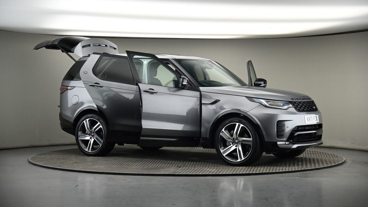 More views of Land Rover Discovery