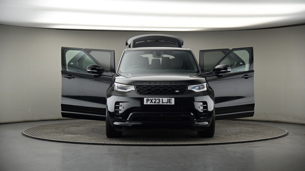 More views of Land Rover Discovery
