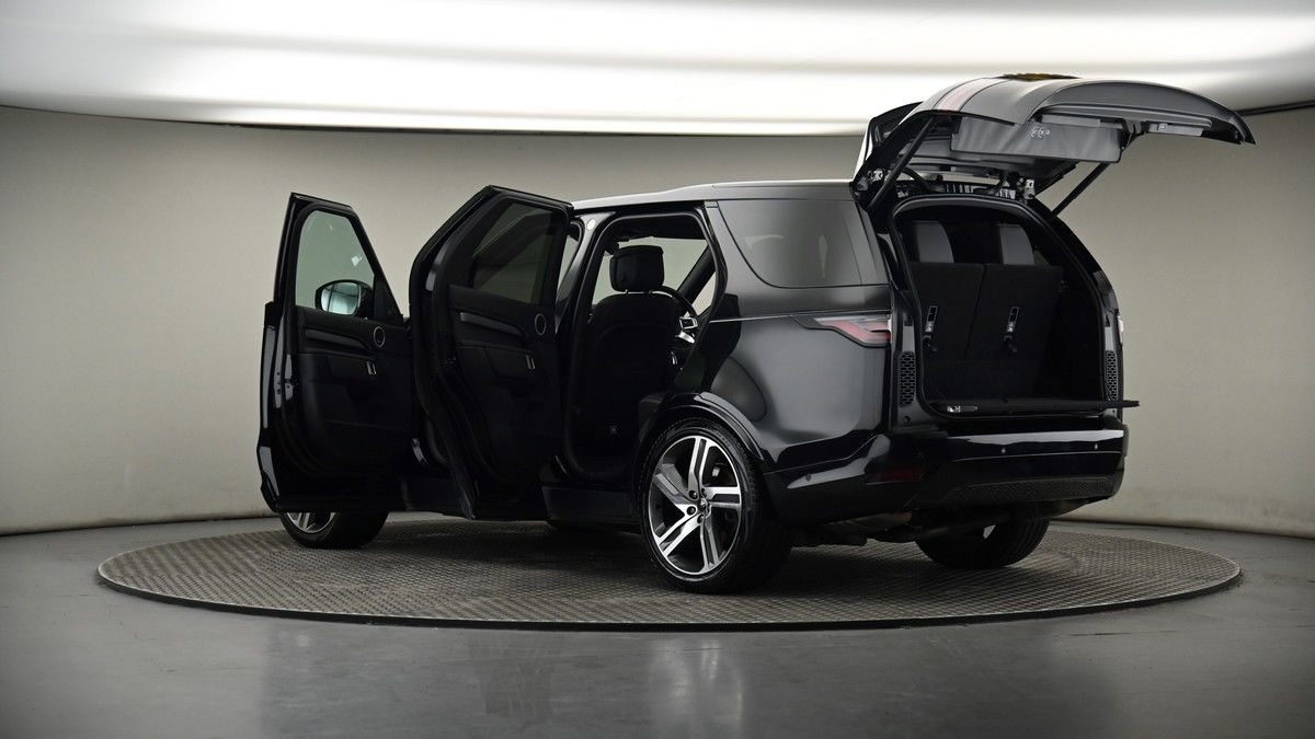 More views of Land Rover Discovery